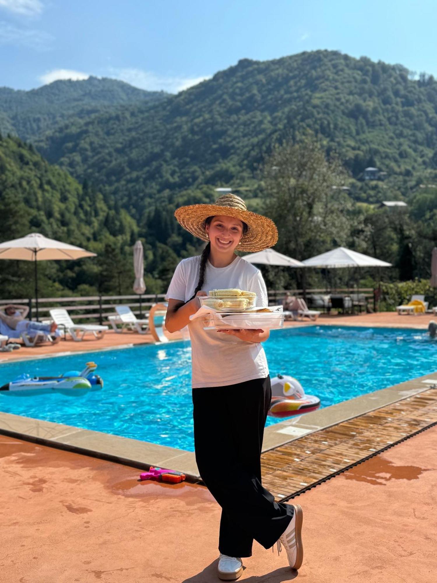Hotel Chateau Iveri Varjanisi Bagian luar foto